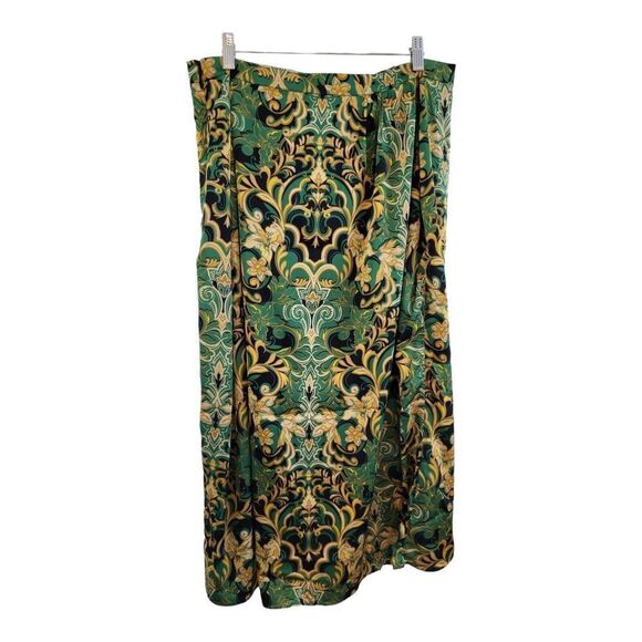 City Chic Plus Size XL 22 Drapey Tulip Faux Wrap Skirt/Silky/Green-Golden - Picture 12 of 12